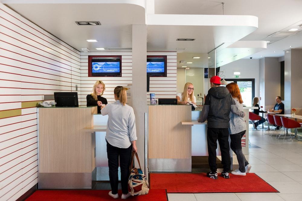 Ibis Hotel Plzen Bagian luar foto