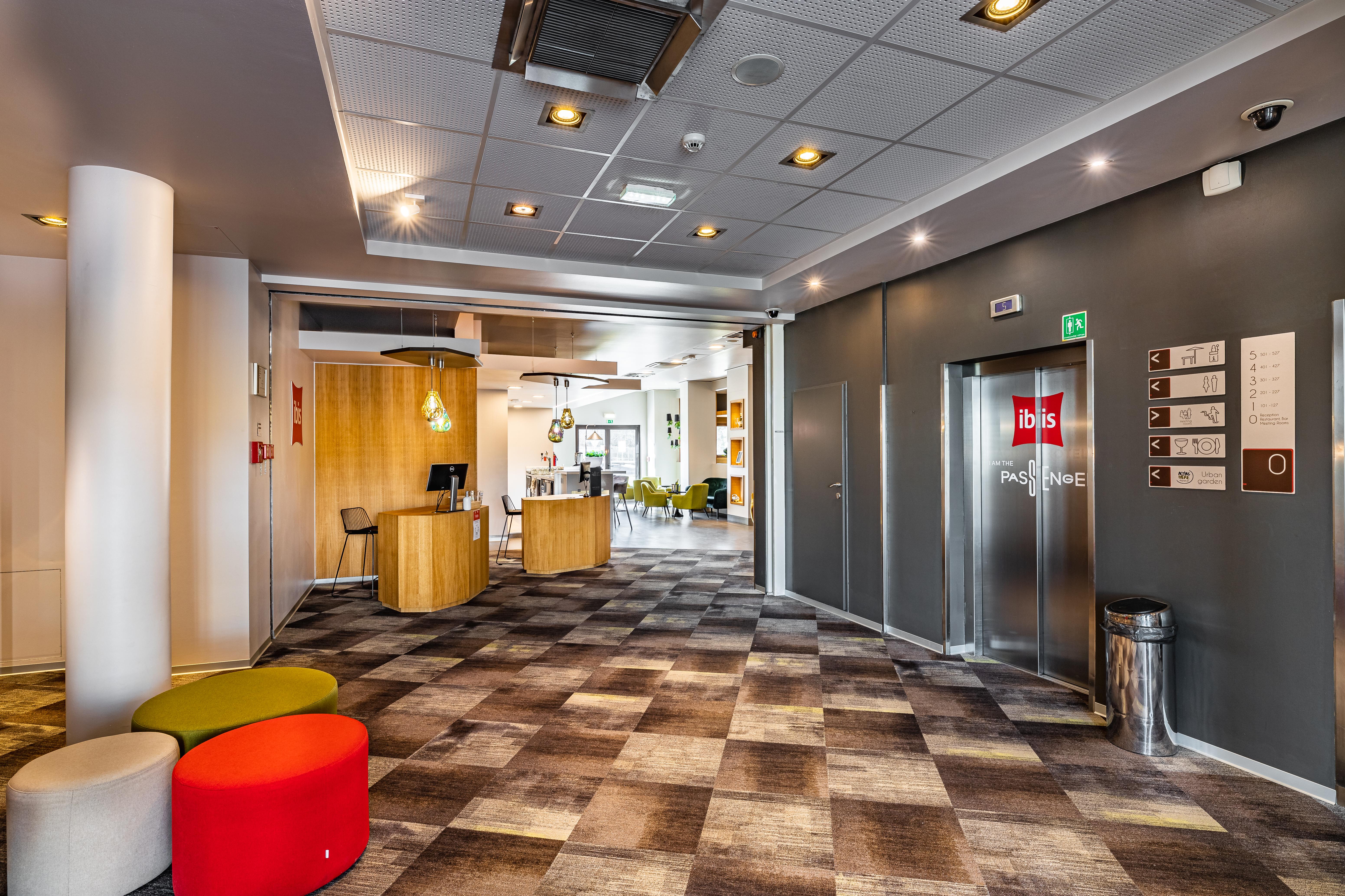 Ibis Hotel Plzen Bagian luar foto